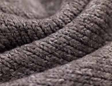 how does fiber blend percentage affect fabric quality and durability