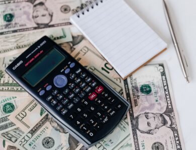 how to calculate cost per wear for capsule wardrobe seasonal pieces
