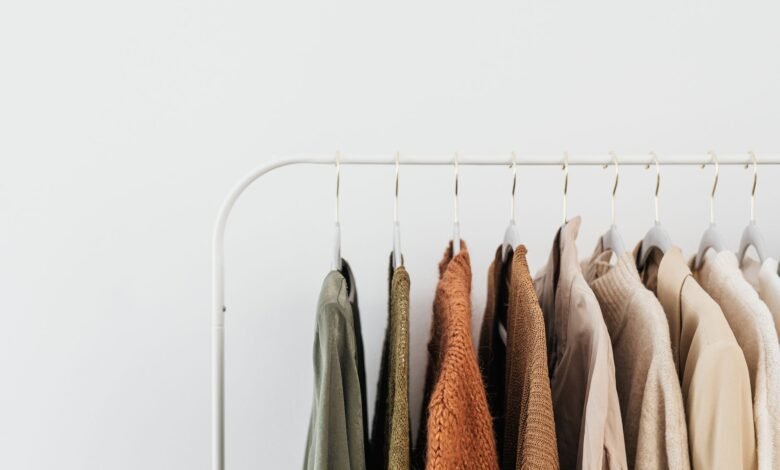 capsule wardrobe vs minimalist wardrobe