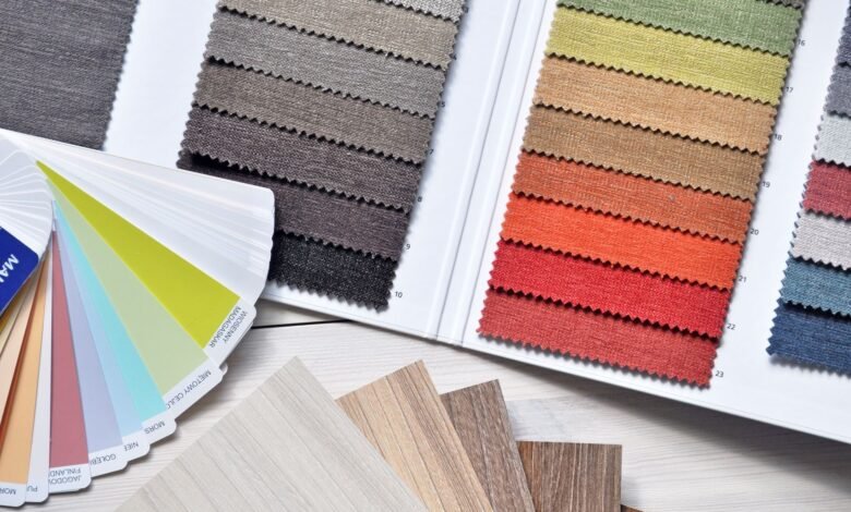 how to build a capsule color palette based on personal contrast ratios