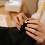 how to tell if shirt buttons will fall off quickly
